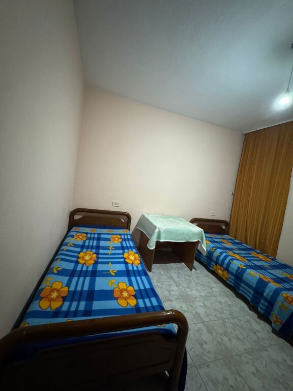 JEPET ME QIRA APARTAMENT 2+1 RRUGA E DIBRES