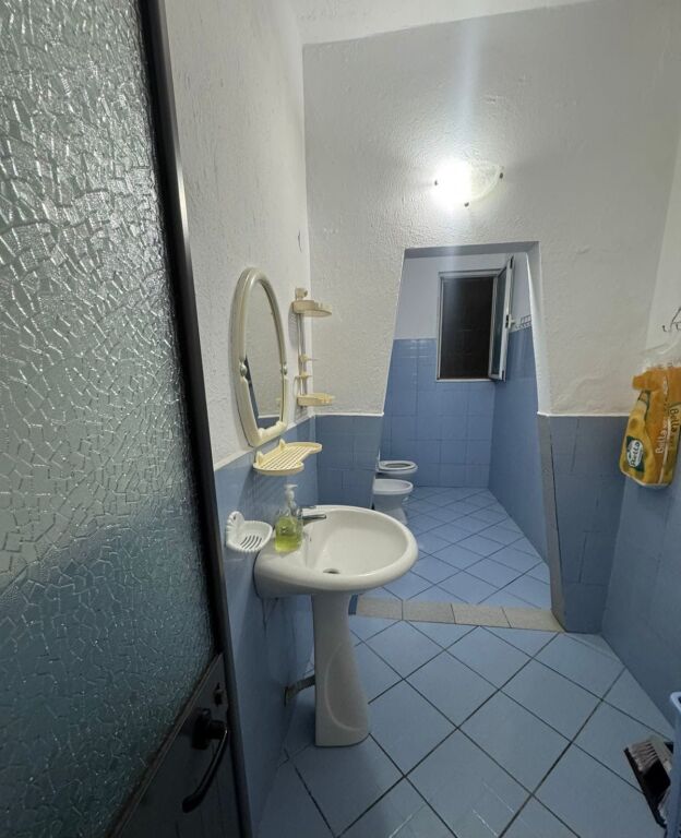 Jepet Me Qera Apartament 1+1