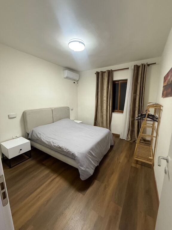 Sheshi willson apartament 2+1 me qera 800 euro i diskutueshem
