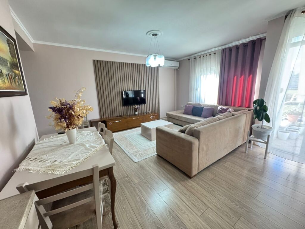 Qera, Apartament 2+1, Astir, 55000 Lek