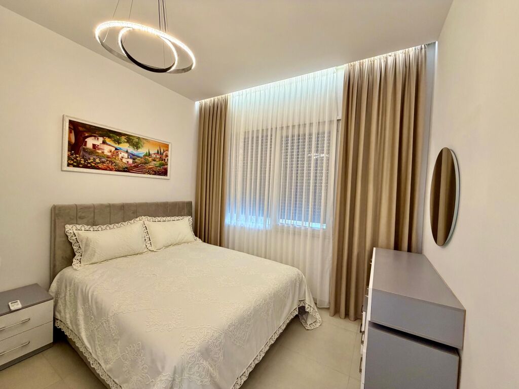 Apartament 2+1 + Parkim për Qira