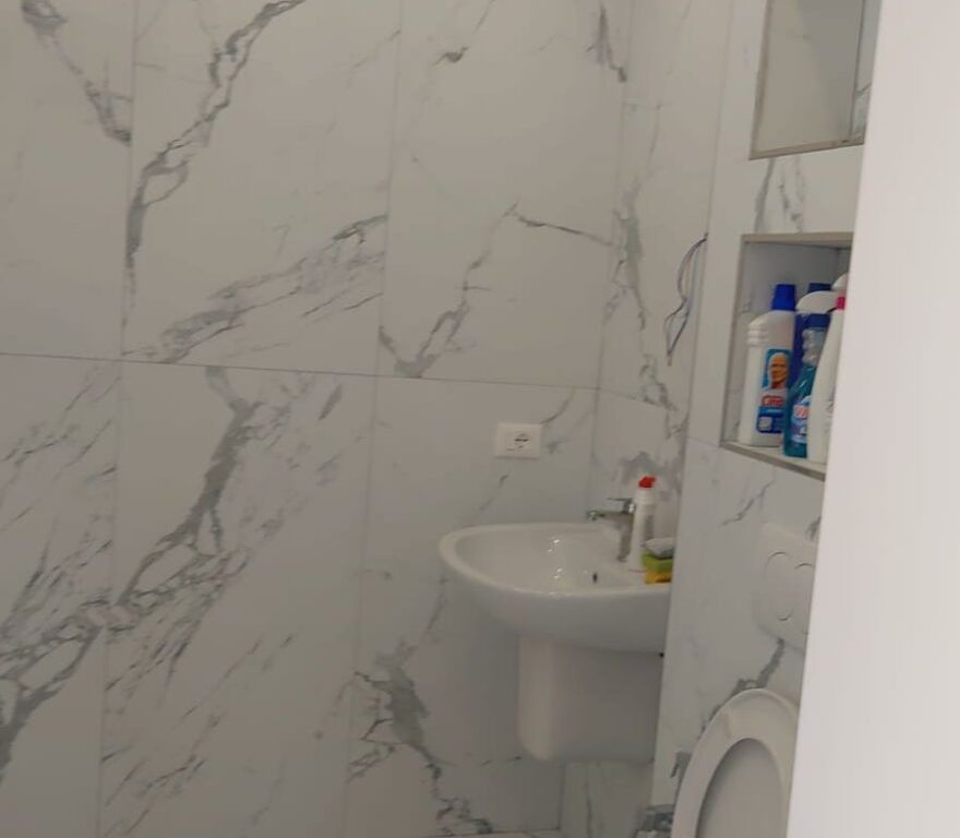 APPARTAMENTO IN AFFITTO 1+1 STAZIONE DEL TRENO 50.000 LEKE