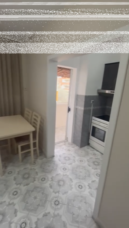 Apartment 1+1, Porcelain!