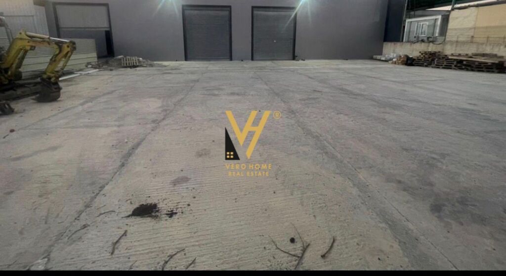 WAREHOUSE 1,250 M2 FOR RENT IN VORE 120,000 LEKE