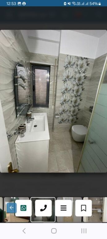 Tirane, 2+1 apartment for rent, 4th floor, 100 m² area. Price 670 € (Komuna e Parisit)