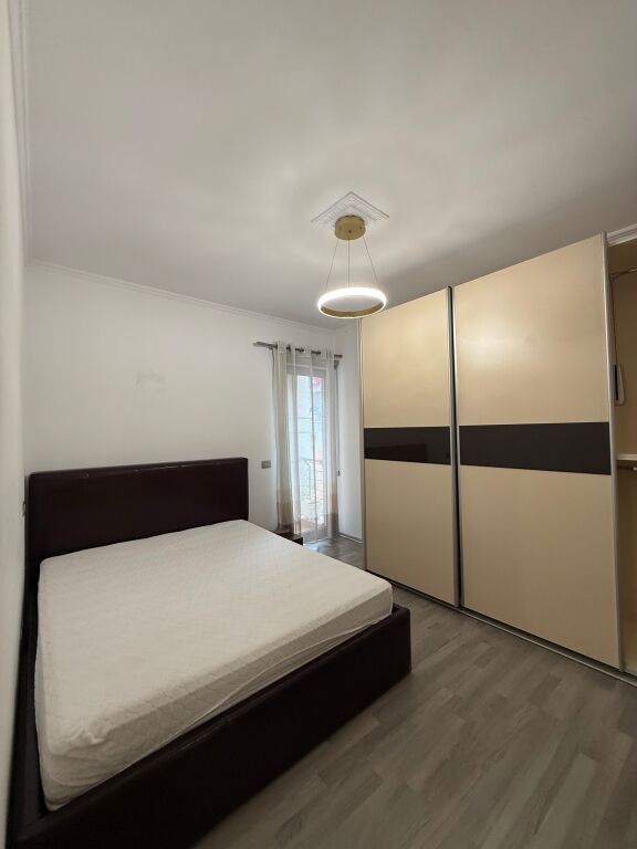 Apartment 2+1+2 tower bridge for rent