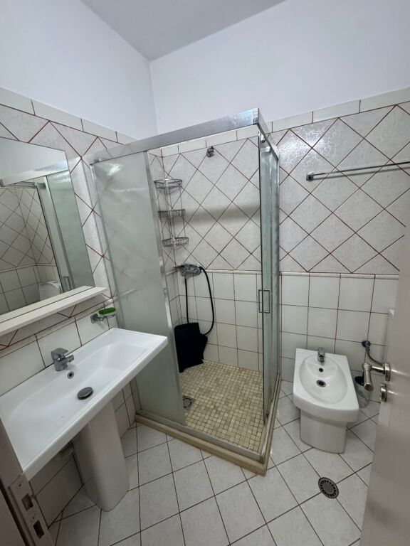 Qera, Apartament 2+1, Astir, 55000 Lek