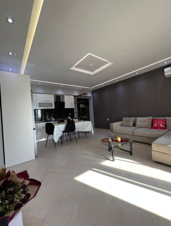 🏠 Appartamento 2+1 in Affitto – Via Dritan Hoxha  