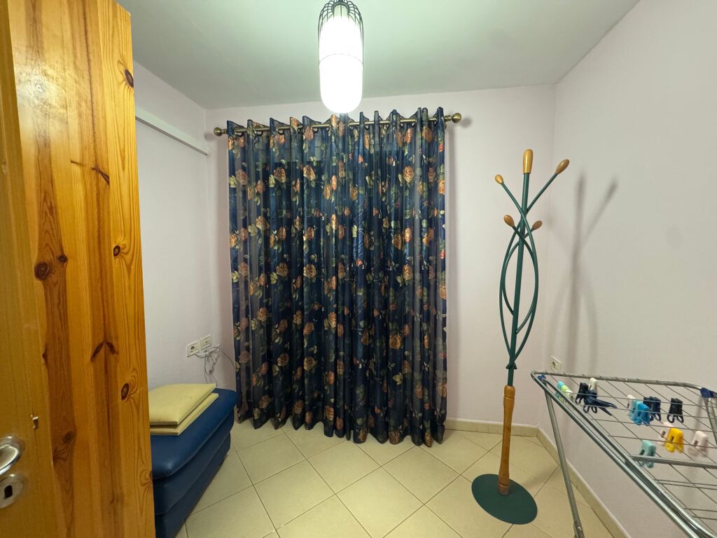 2+1 apartment for rent on Durres Street!