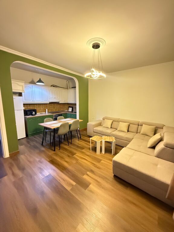 Sheshi willson apartament 2+1 me qera 800 euro i diskutueshem