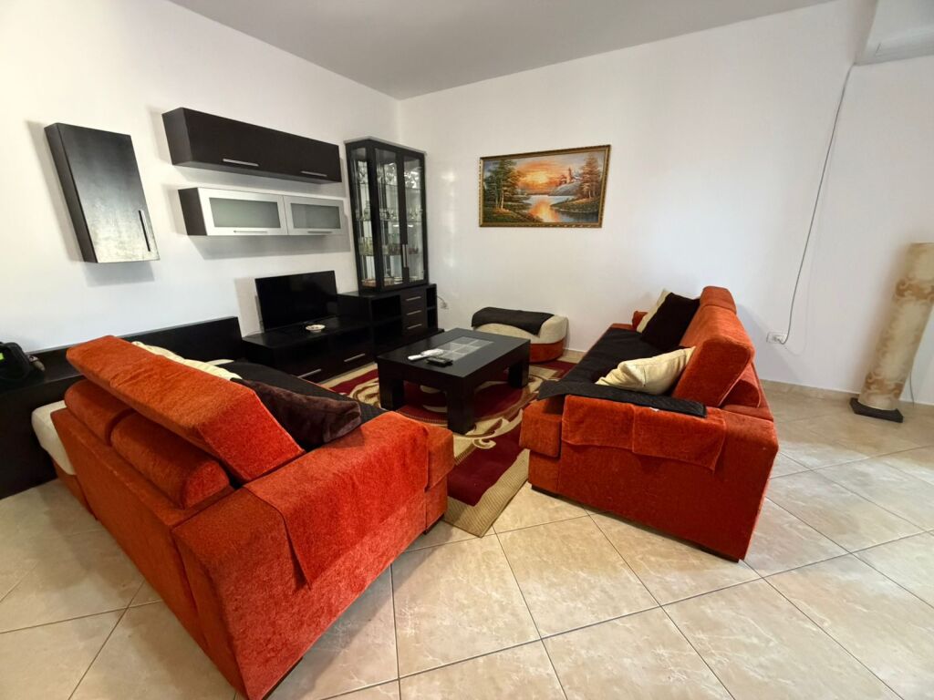 Super ap 2+1 a 21 dicembre (via Ndre Mjeda)