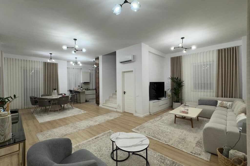 Vilë me qira prane TEG