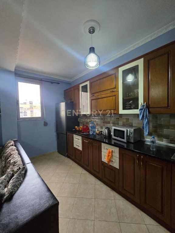 Apartament 1+1 në Plazh Hekurudha, vetëm 200 m nga Deti