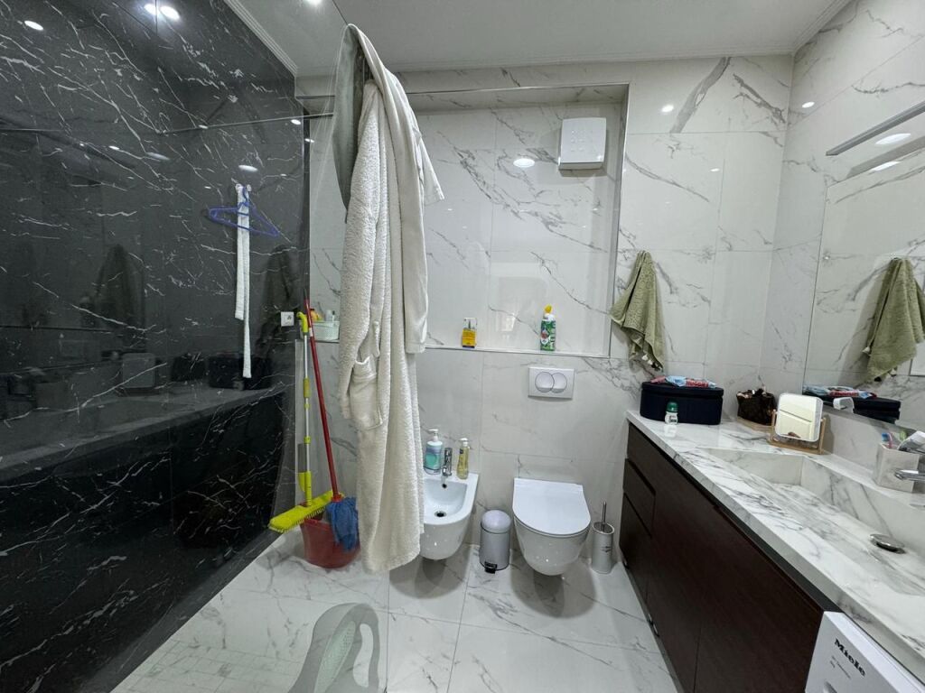 Shitet Apartament 3+1+2+Parkim Sheshi Willson📍Stadiumi Dinamo