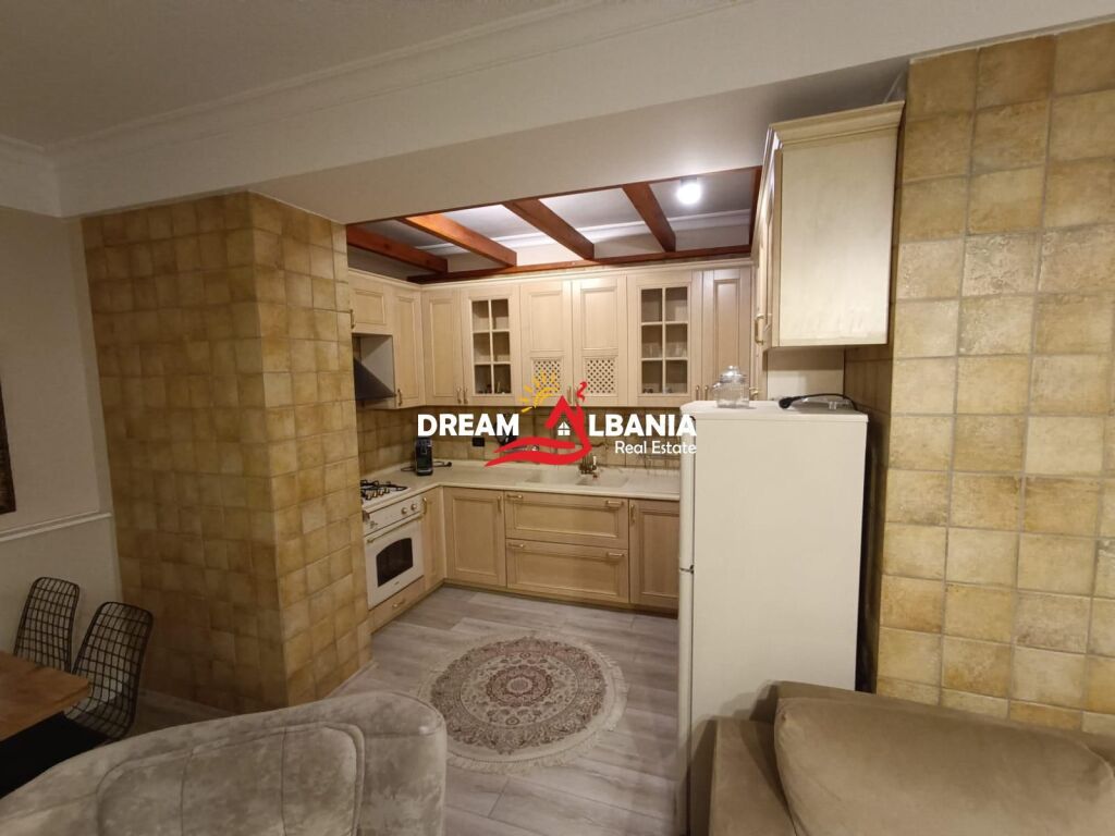 Apartament 2+1 Ne Shitje ne Qender afer 9 katsheve (Akutalisht 1+1 + Gasonire)(ID 41212157)