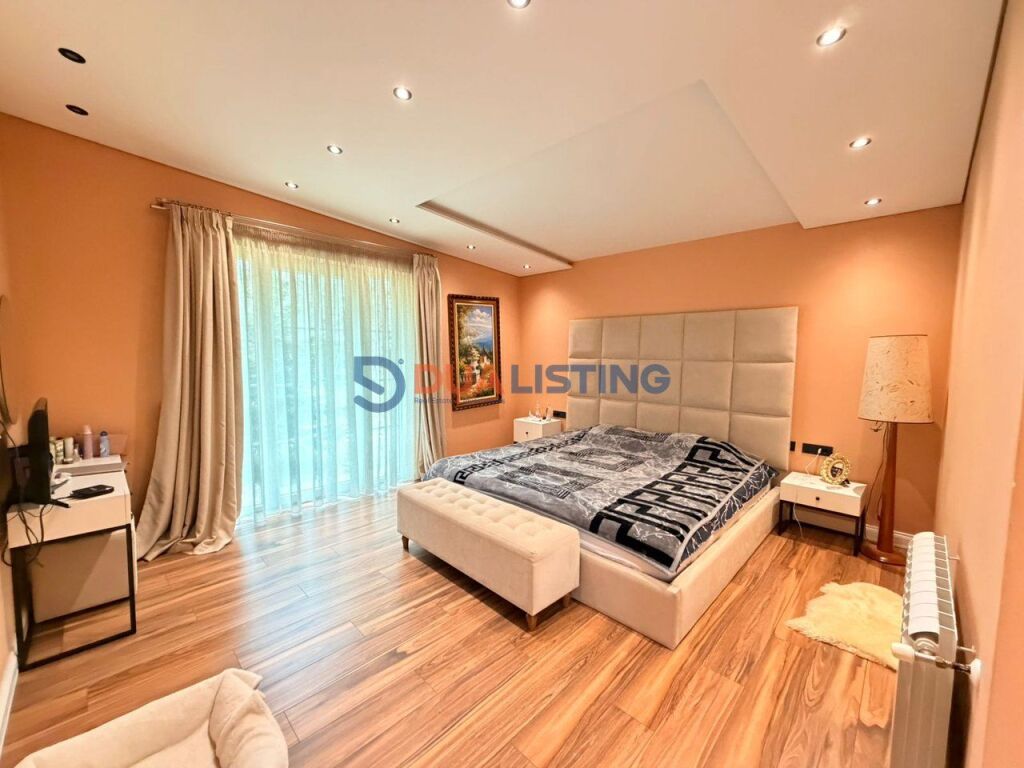 SHITET VILE UNIKE NE PETRELE !