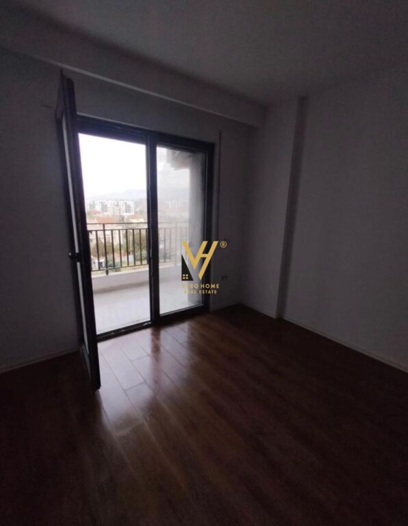 APARTMENT 1+1 FOR RENT AT BULEVARDI I RI 500 EURO