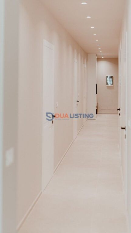 Vendiamo Penthouse Iconico con Veranda Panoramica, Vlore Vita di Lusso sopra il Nostro Mare, Vlore