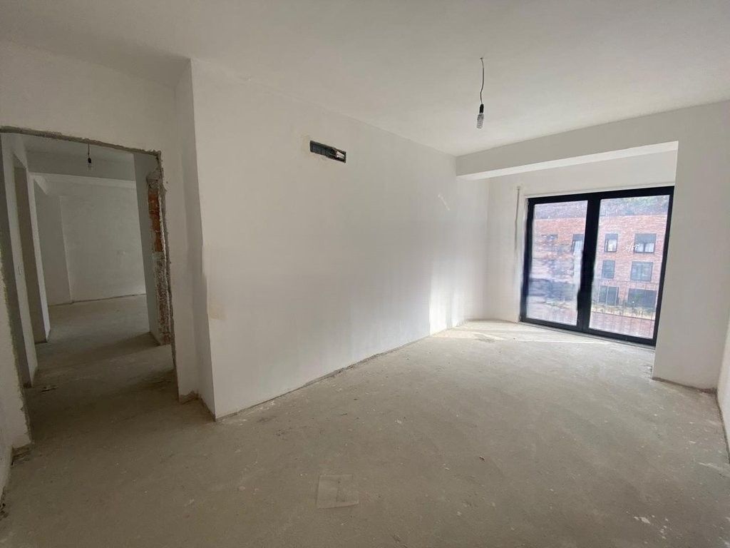 KODRA E DIELLIT 2, SHESIM APARTAMENT 3+1+2 ME VERANDE 260,000 €