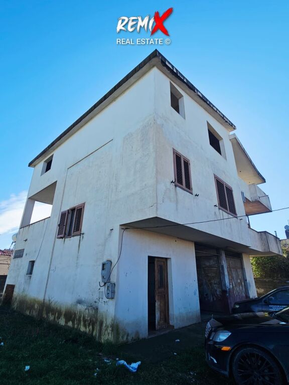 VENDESI PRIVATA IN VENDITA A SHKOZET, DURRËS