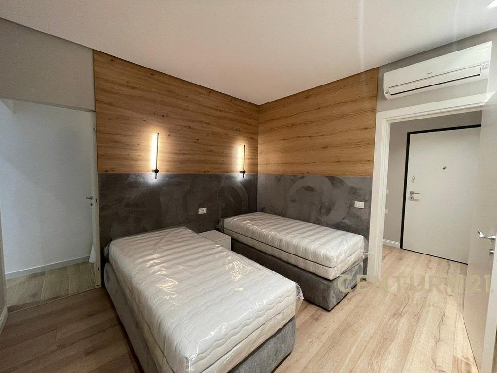 SHITET APARTAMENT 2+1+2 ,VASIL SHANTO PRANE KESH