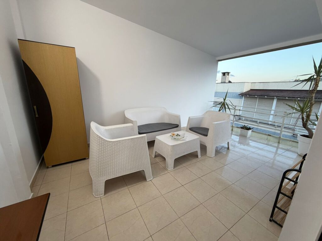 In Affitto - Loft presso il Lago Secco