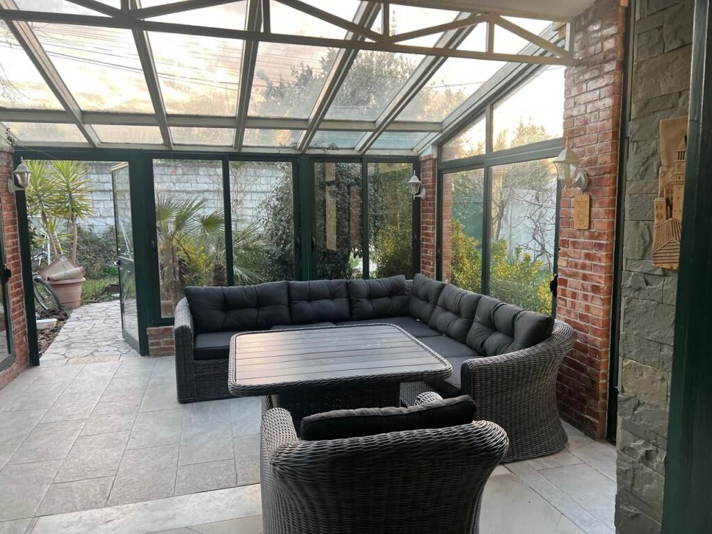 VILLA IN AFFITTO A SAUK