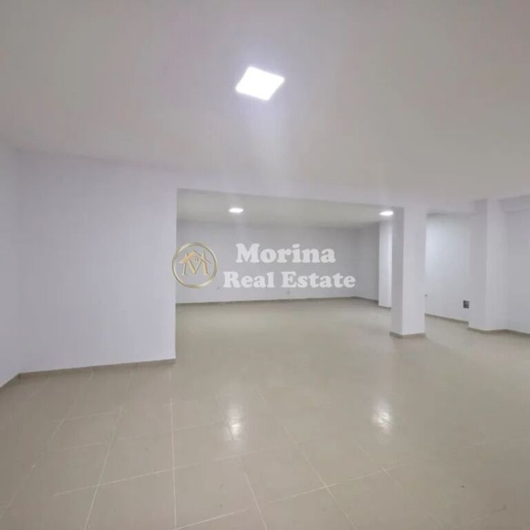 Qera | Ambjent Biznesi | Xhamia e Selitës | 900 €/muaj