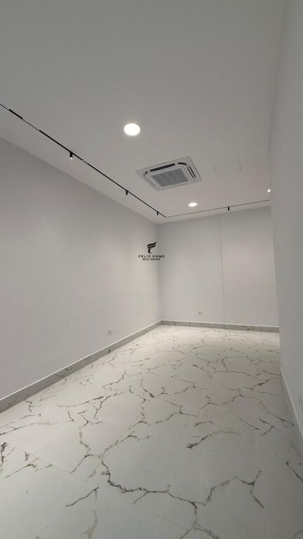 SHOP FOR RENT 39 M2 MINE PEZA 90,000 LEKE