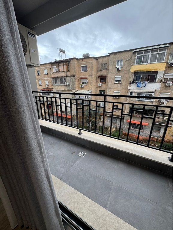 Qera, Apartament 2+1+Post Parkimi, Shkolla e Kuqe, Tirane