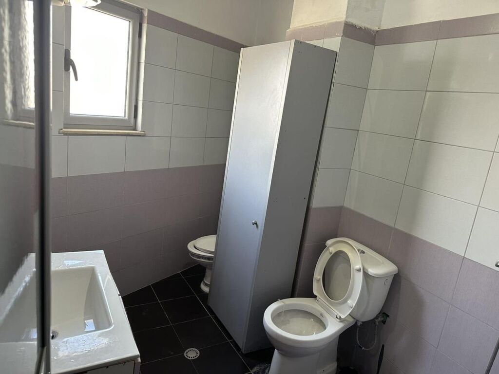 Shitet apartament 2+1, prane 2 Palmave, Astir.