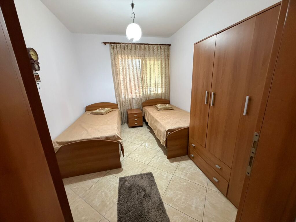 Super ap 2+1 a 21 dicembre (via Ndre Mjeda)