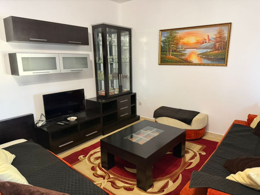 Super ap 2+1 a 21 dicembre (via Ndre Mjeda)