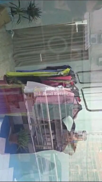 Shitje | Ambjent Biznesi | Rruga e Durrësit | 84000 €