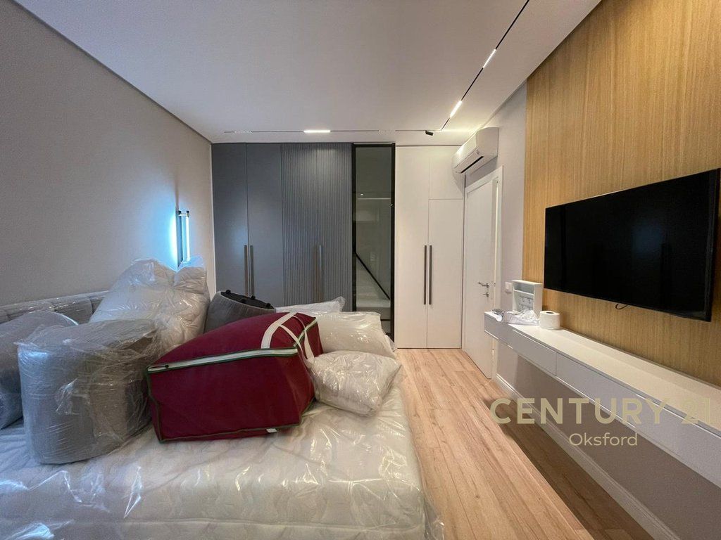 SHITET APARTAMENT 2+1+2 ,VASIL SHANTO PRANE KESH