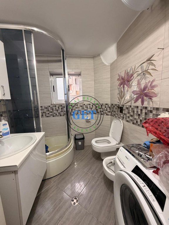 Qira, apartament 2+1, durres