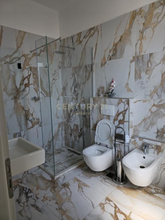 Investimento Strategico sulla Costa – Vendesi 5 Monolocali nella Baia di Lalëz, a 150 m dal Mare