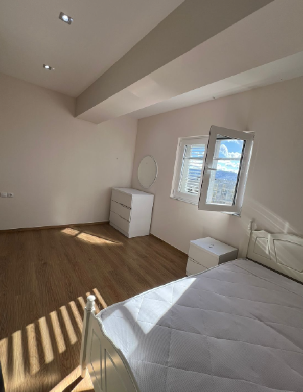 🏠 Appartamento 2+1 in Affitto – Via Dritan Hoxha  