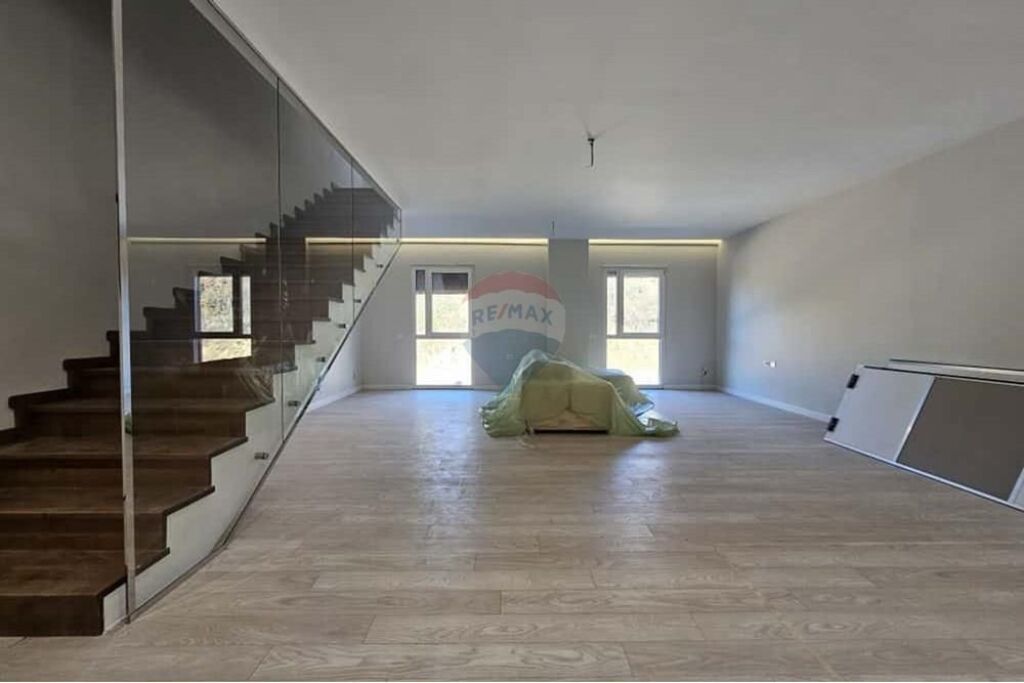 Appartamento - In Vendita - TEG, Tirana(ID: 530181010-3273)