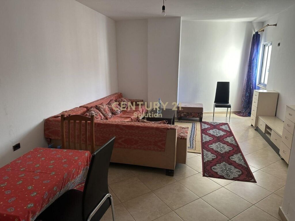 APARTAMENT 1+1 PER SHITJE ASTIR PRANE DY PALMAVE !