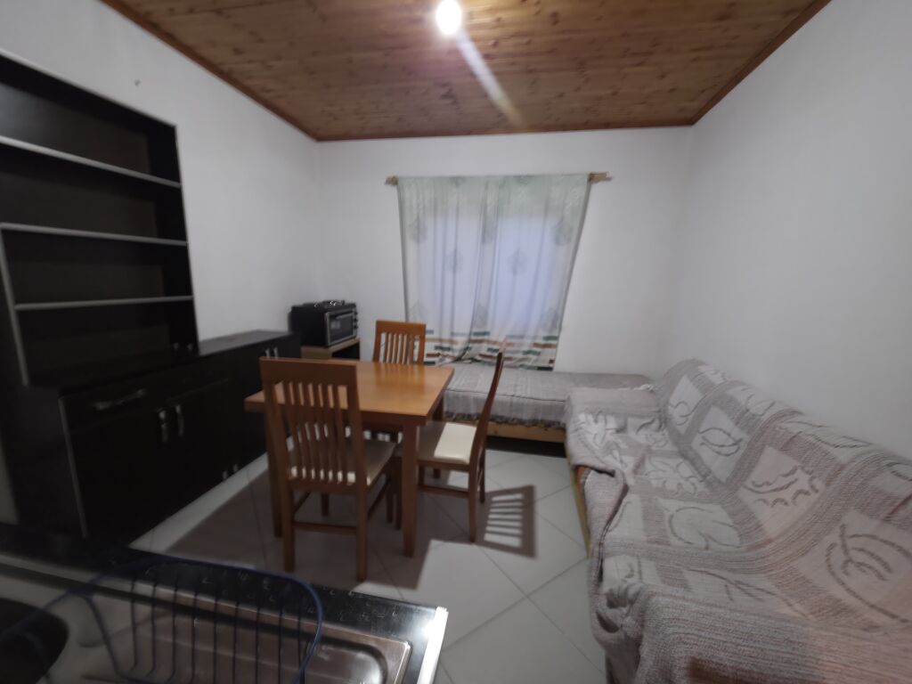 Apartament 1+1 me Qira – Zona Kristal Center