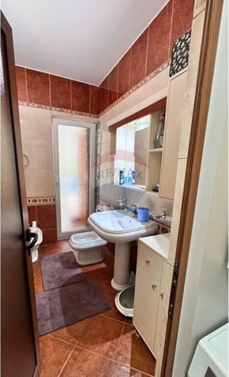 Apartament 3+1 me qira te 5 Maji