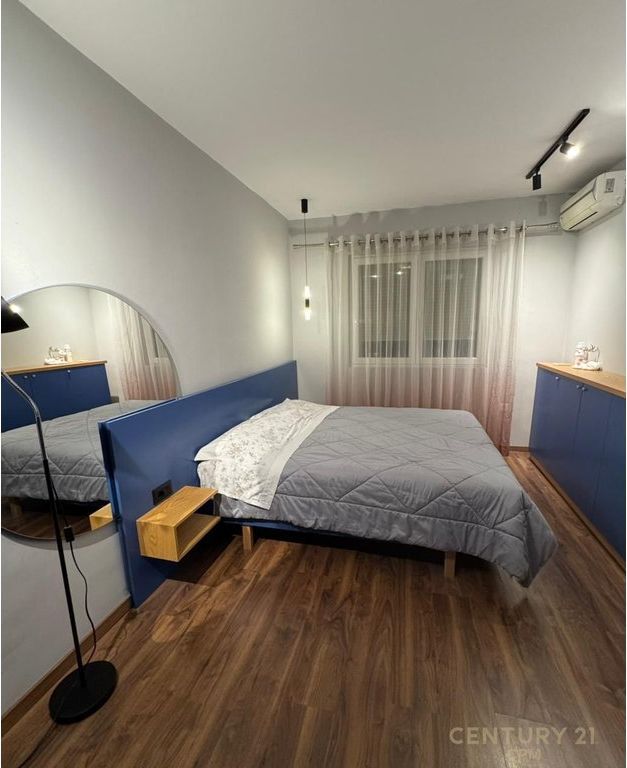 Apartment 2+1 for rent at Myslym Shyri