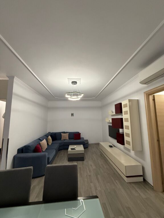 Apartment 2+1+2 tower bridge for rent