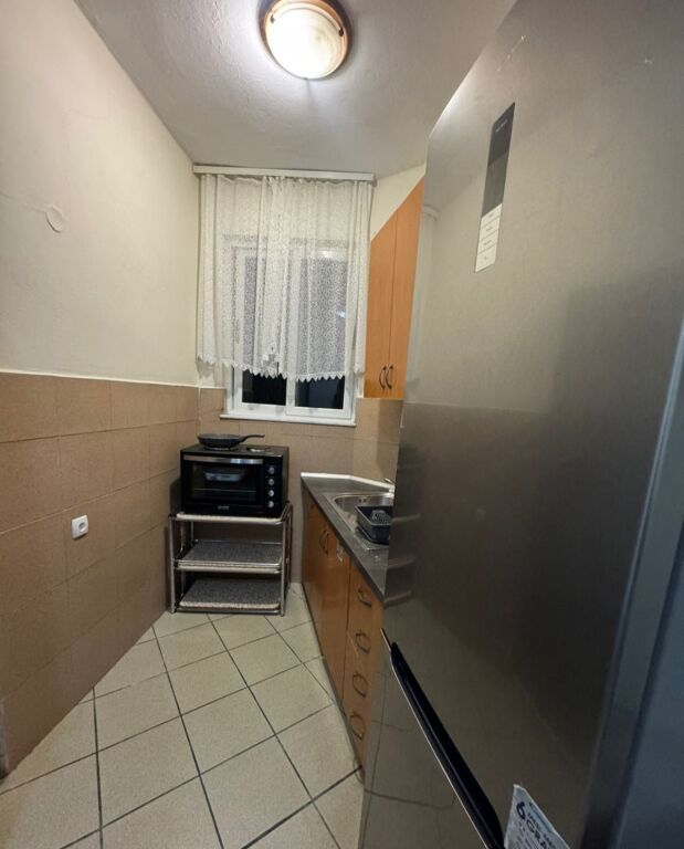 Jepet Me Qera Apartament 1+1