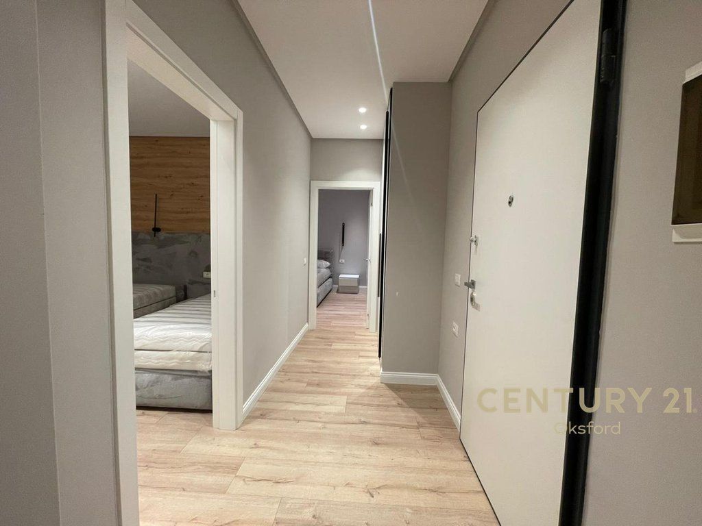 SHITET APARTAMENT 2+1+2 ,VASIL SHANTO PRANE KESH