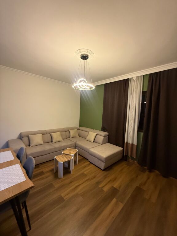 Sheshi willson apartament 2+1 me qera 800 euro i diskutueshem