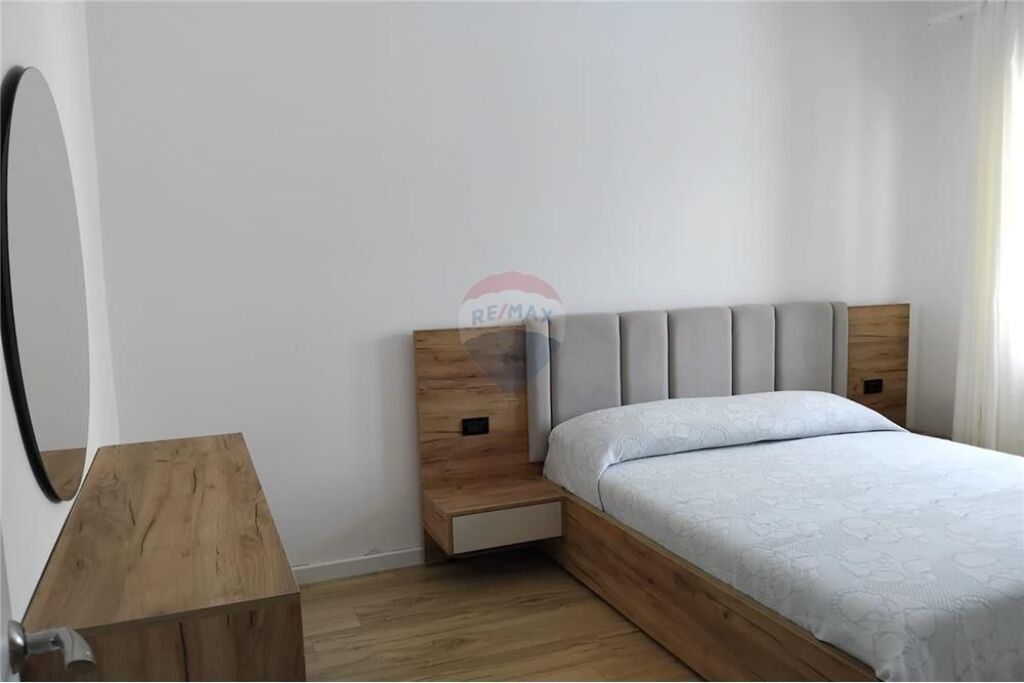 Apartament 1+1 me Qera – Rruga Dhimitër Konomi, Vlorë