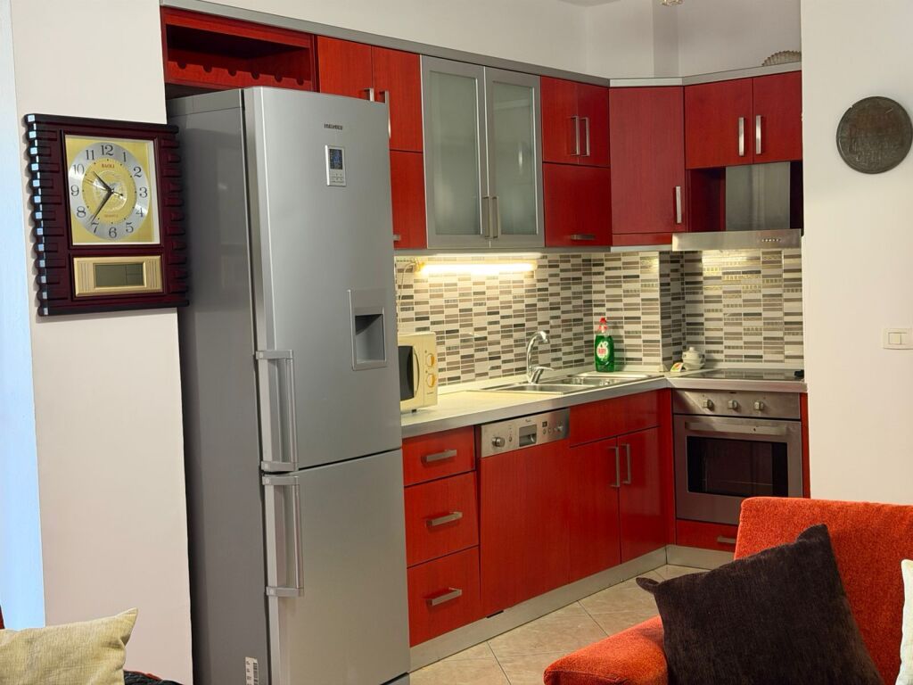 Super ap 2+1 a 21 dicembre (via Ndre Mjeda)