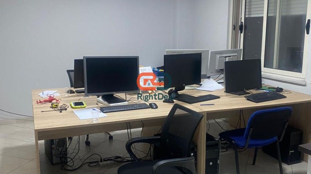 In Via Jordan Misja, Appartamento 2+1 in Affitto per Ufficio, Con Posizione Perfetta !!!